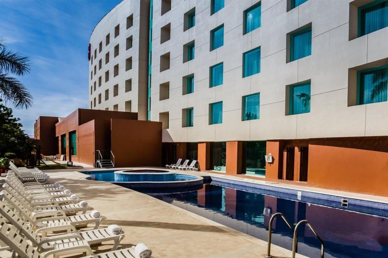 Fiesta Inn Culiacán エクステリア 写真