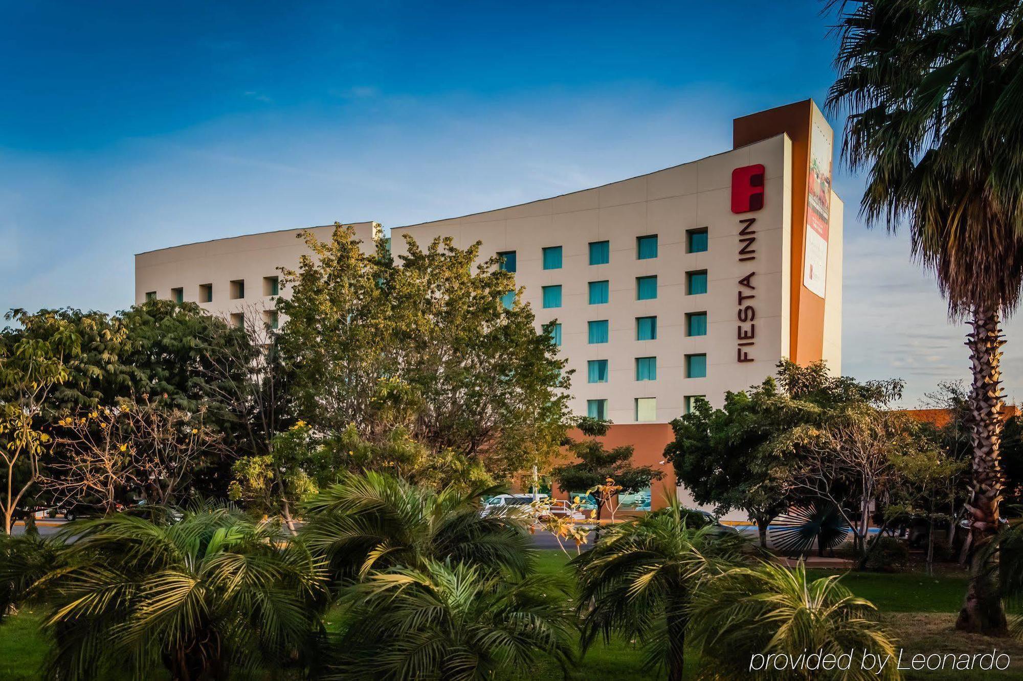 Fiesta Inn Culiacán エクステリア 写真