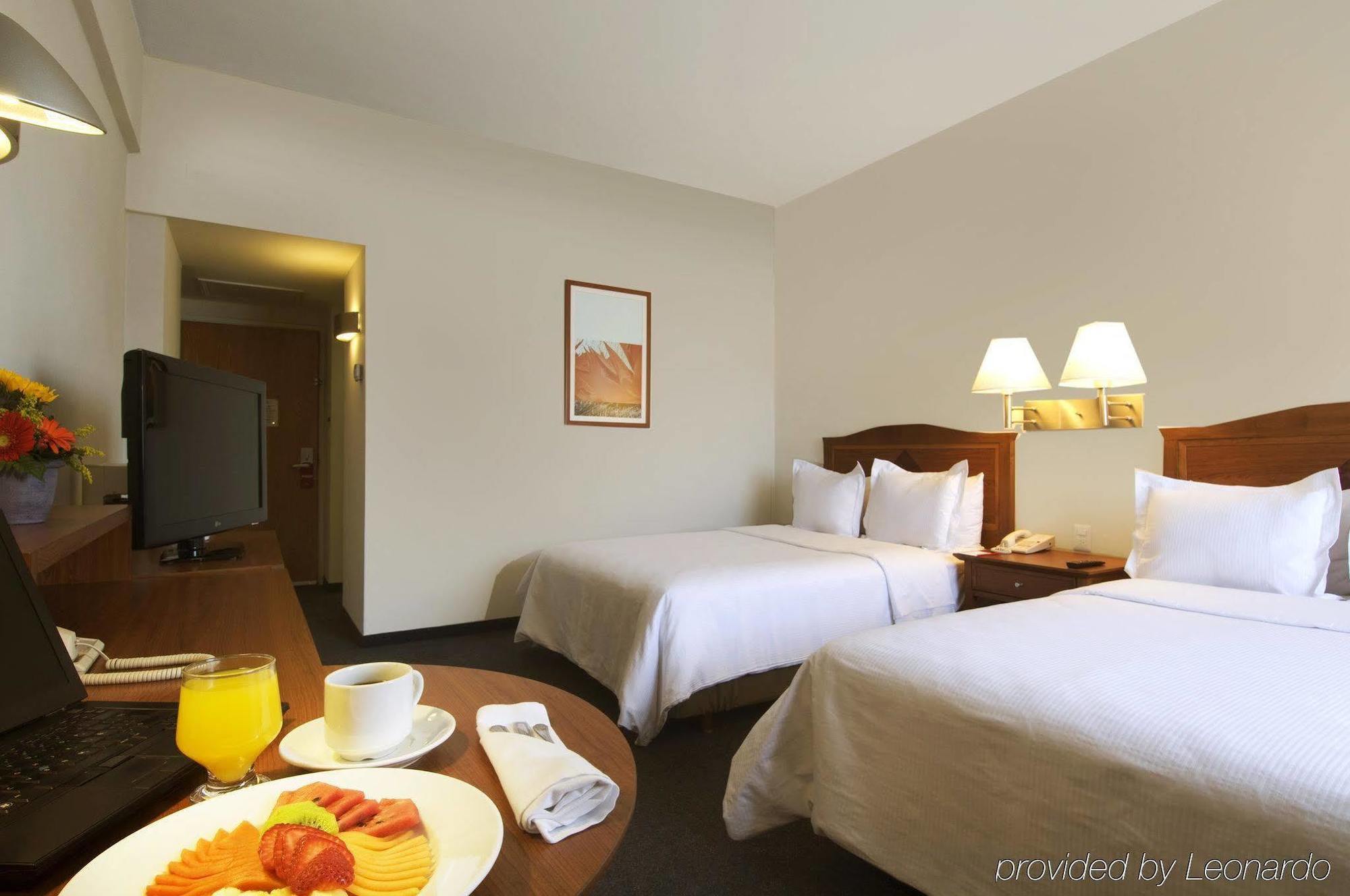 Fiesta Inn Culiacán エクステリア 写真